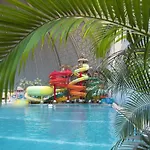 Mobile Im Tropical Islands Semesterbostad