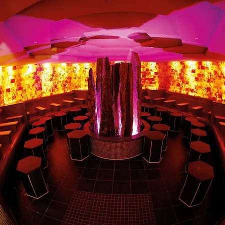 Holiday home Mobile Im Tropical Islands Krausnick