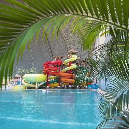 Mobile Im Tropical Islands Nyaraló